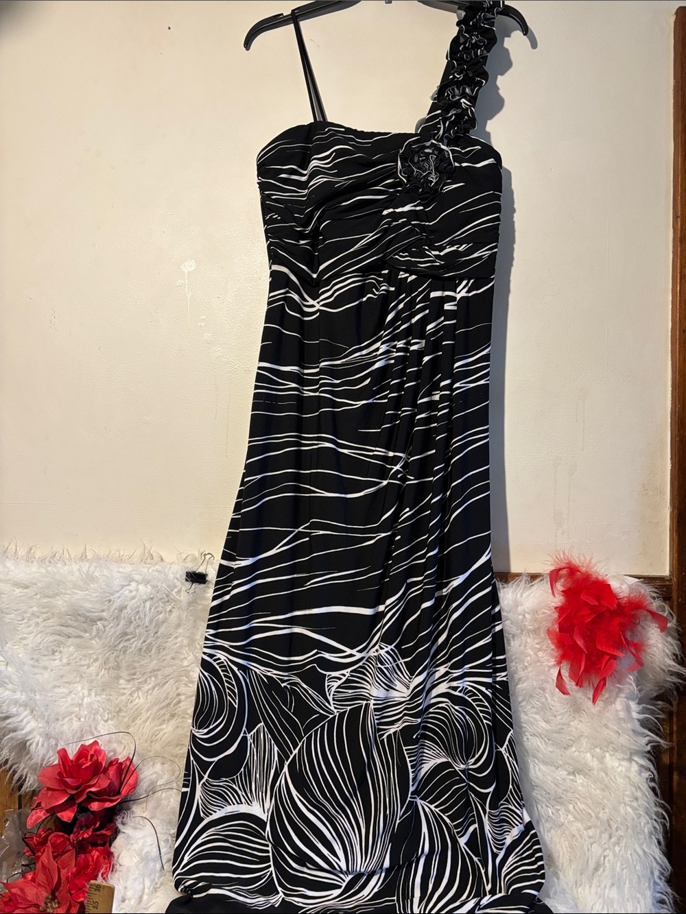 Valerie Bertinelli Black and White One-Shoulder Maxi Dress